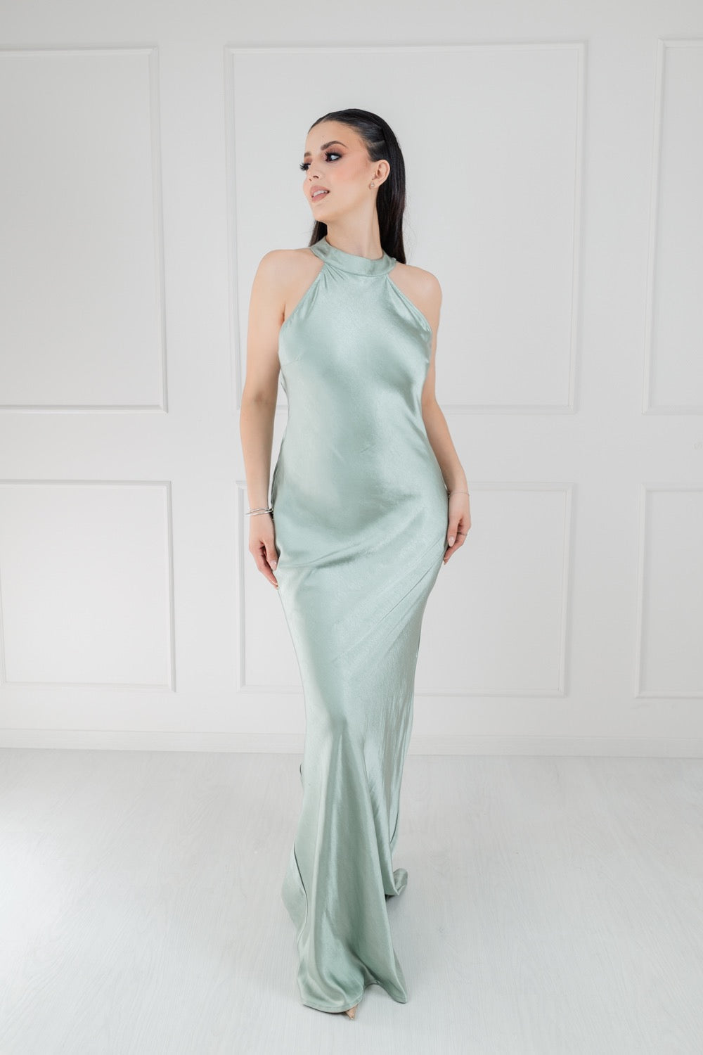 Vestido Satin Moño Espalda
