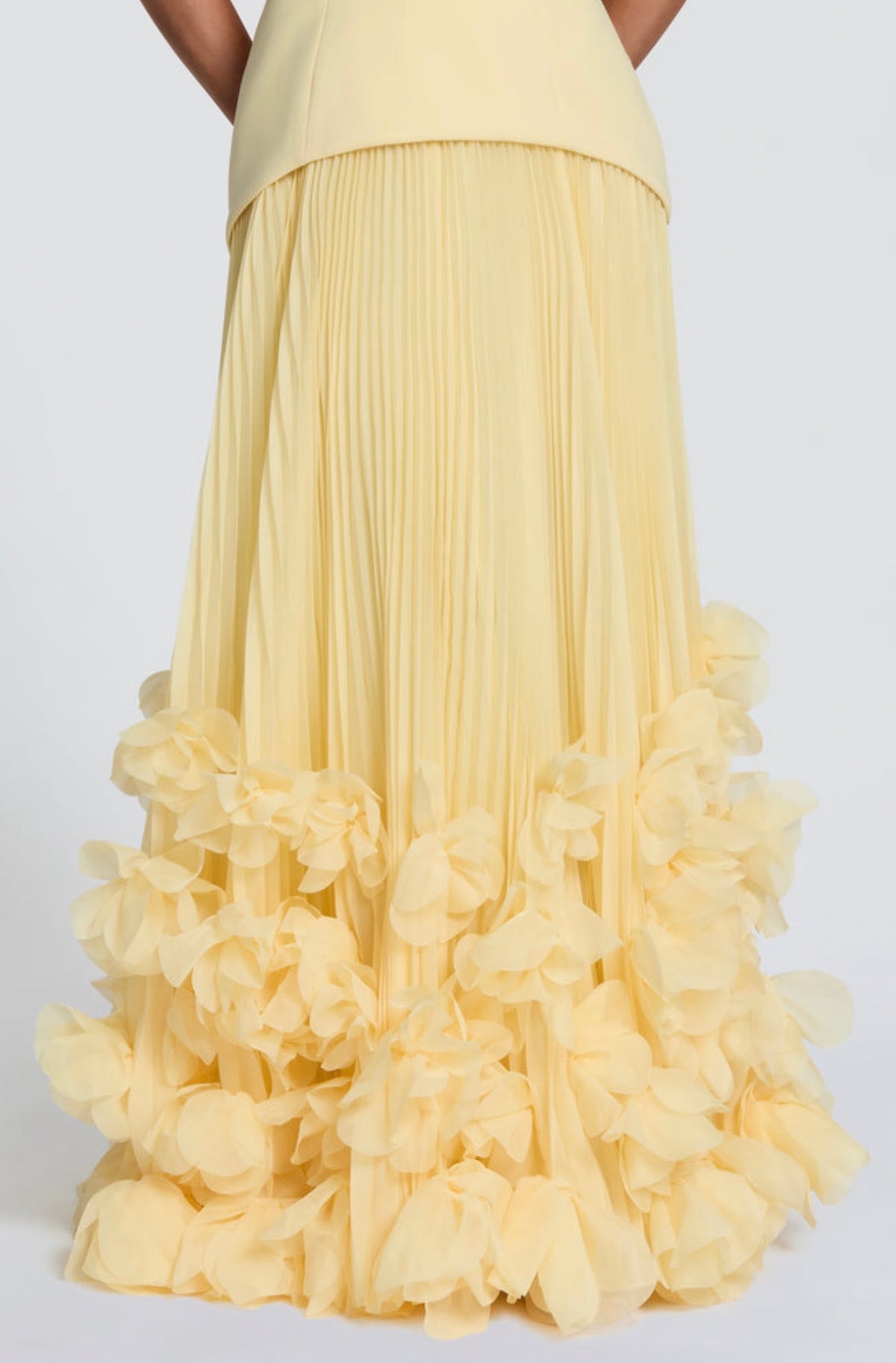 Vestido Amarillo Strapless Falda Tableada ML-494