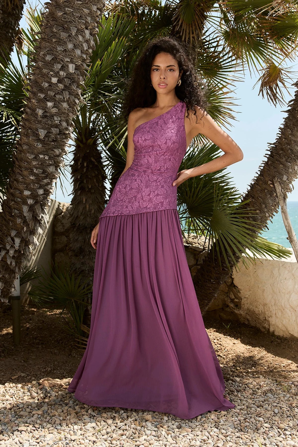 VESTIDO LAVANDA UN HOMBRO ASIMETRICO