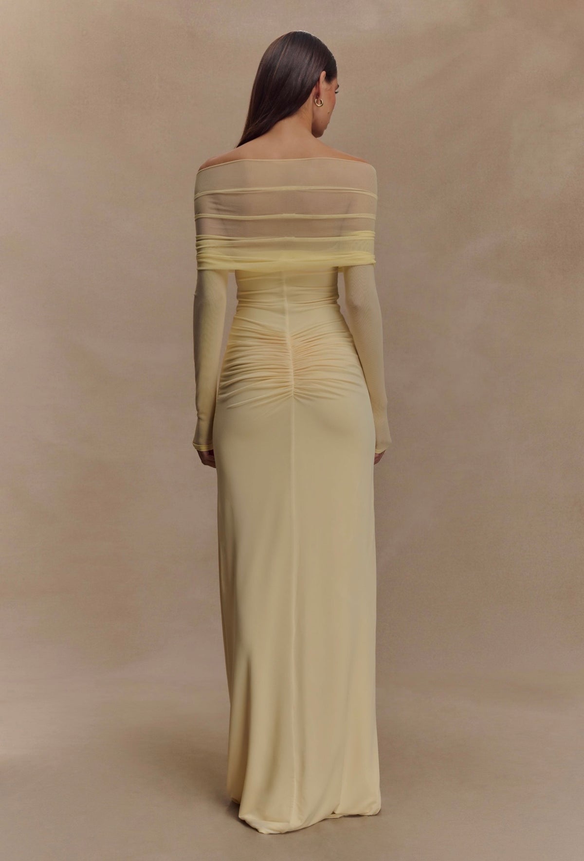 Vestido Amarillo Pastel Manga Larga Cut Out ML-993