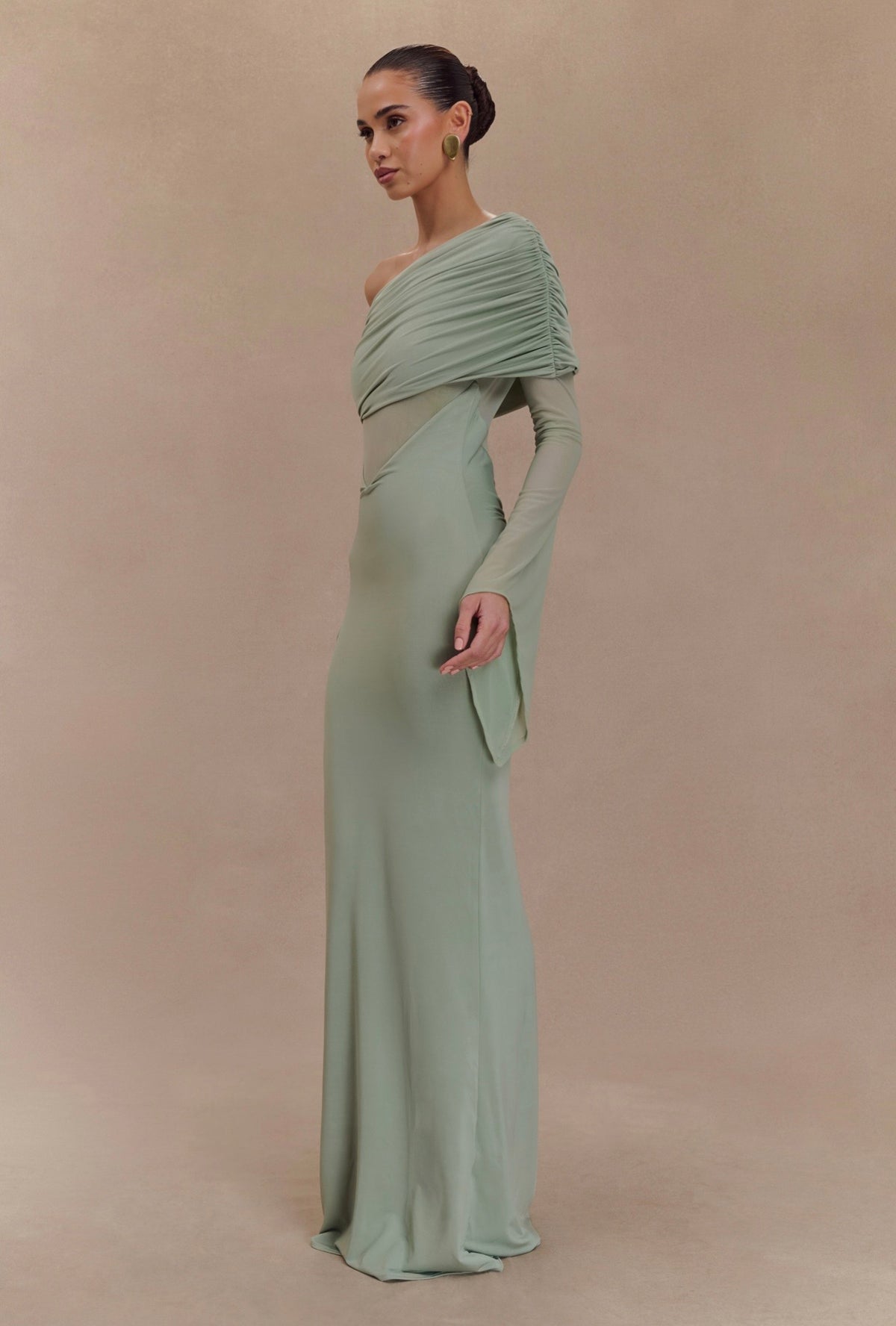 Vestido Verde Pistache Hombros Descubiertos Manga Larga MLA-510