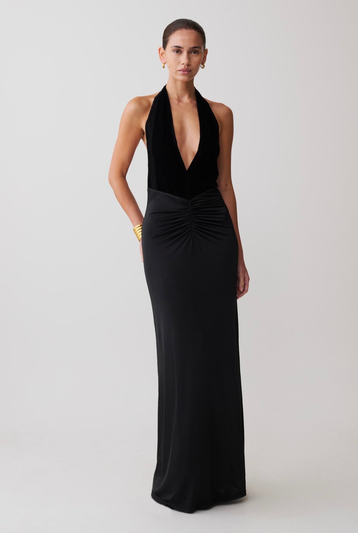 Vestido Negro Halter Escote Velvet ML-506