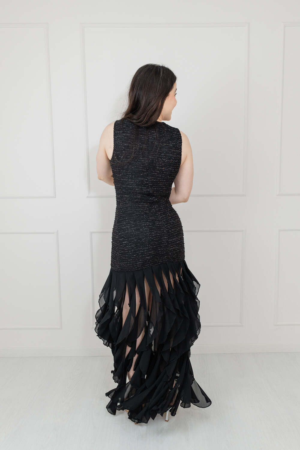 Vestido Negro Falda Gasa Flecos