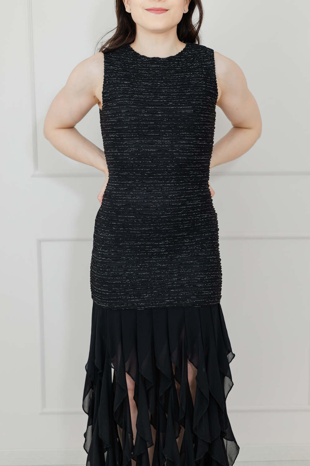 Vestido Negro Falda Gasa Flecos