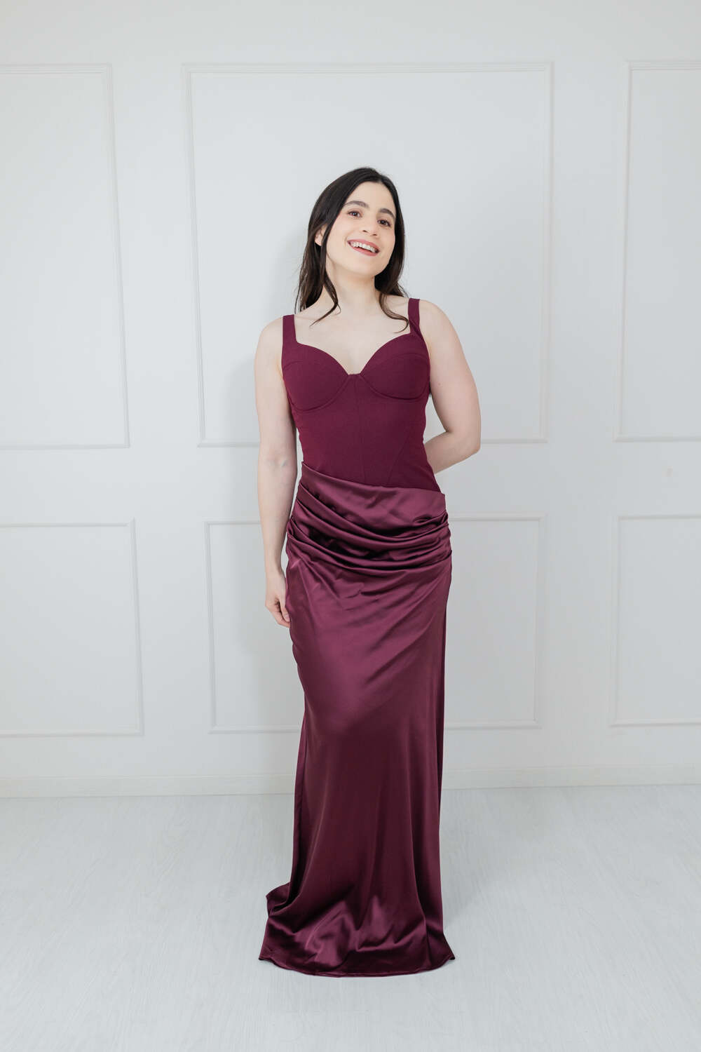 Vestido Vino Tirantes Falda Satín