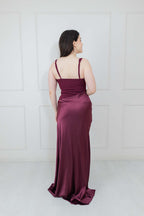Vestido Vino Tirantes Falda Satín
