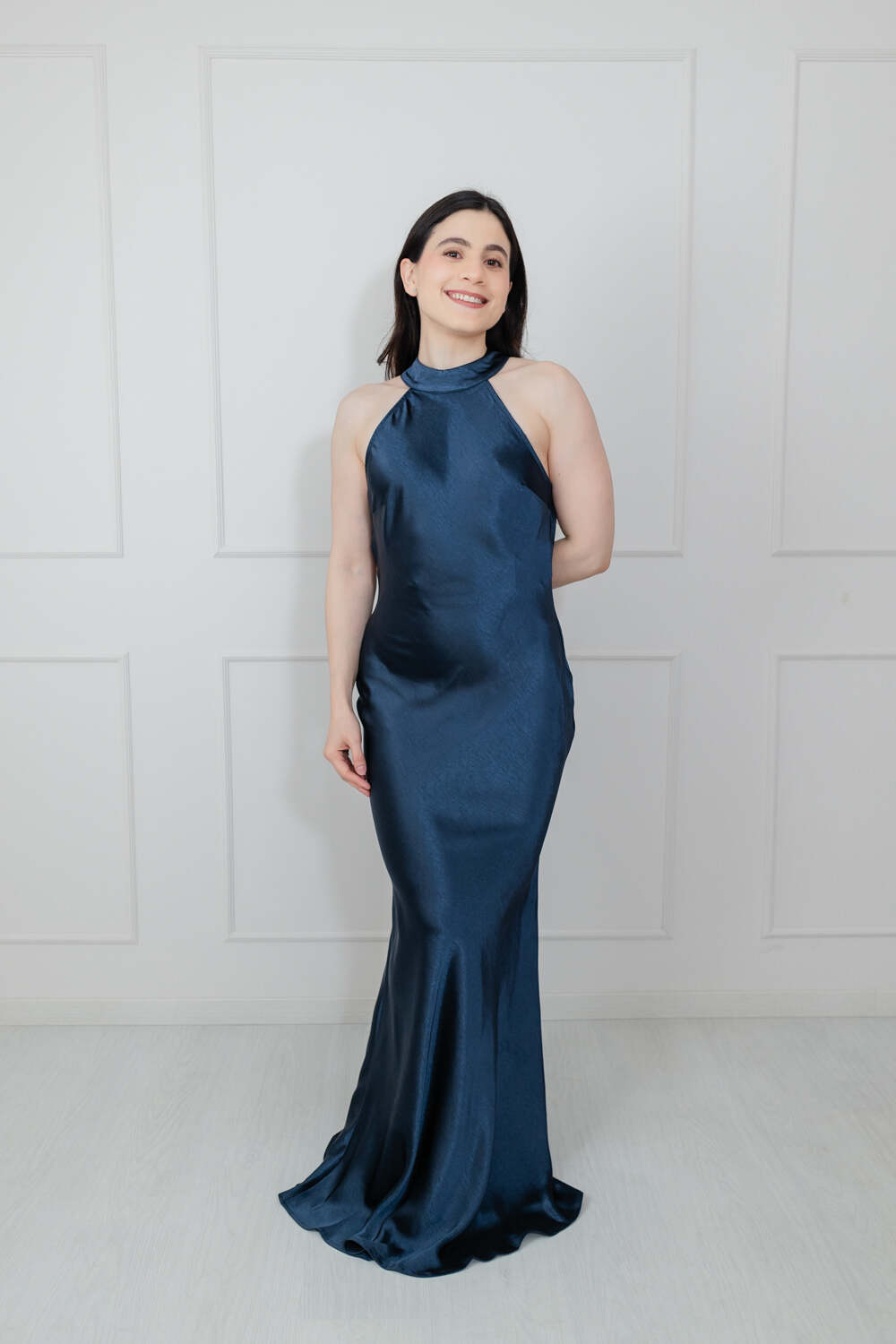 Vestido Satin Moño Espalda