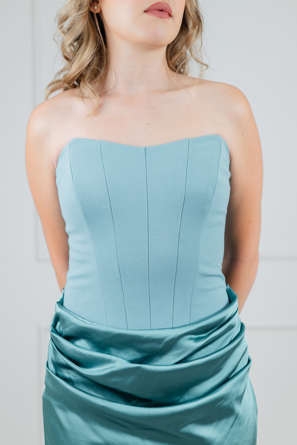 Verde Menta Falda Satin Strapless