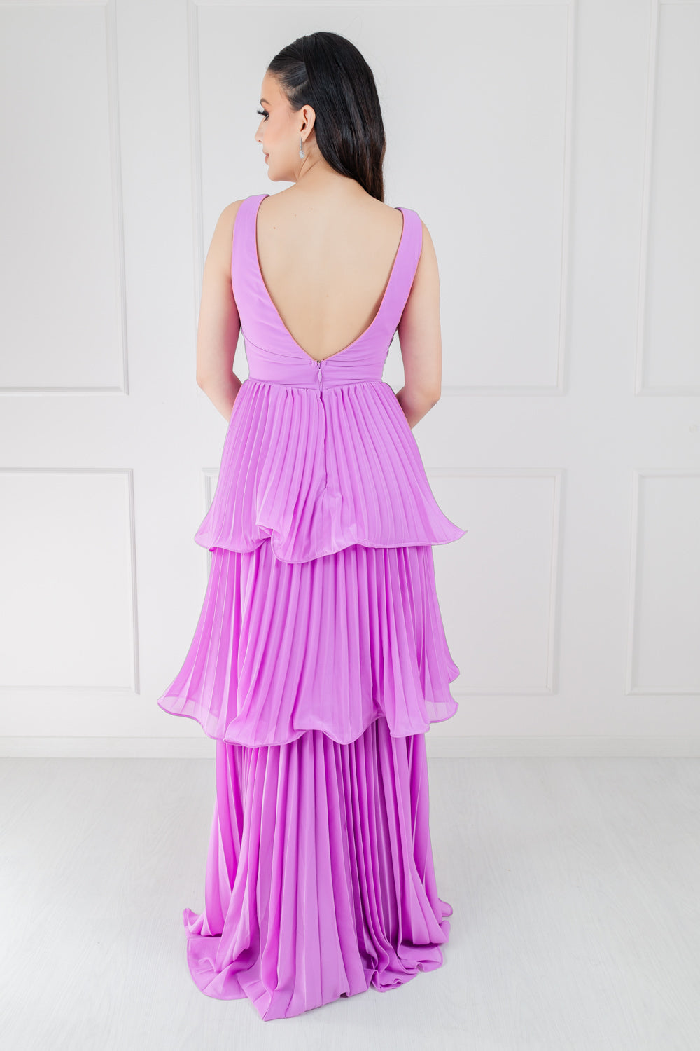 Vestido Lavanda Gasa Tableado Capas