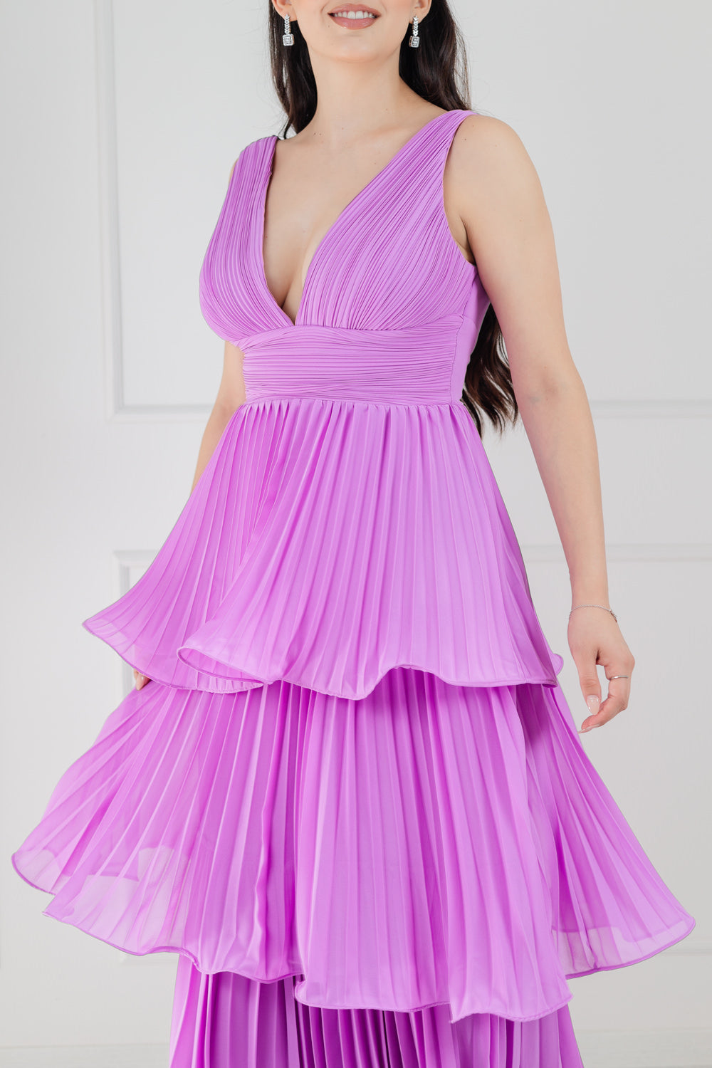 Vestido Lavanda Gasa Tableado Capas