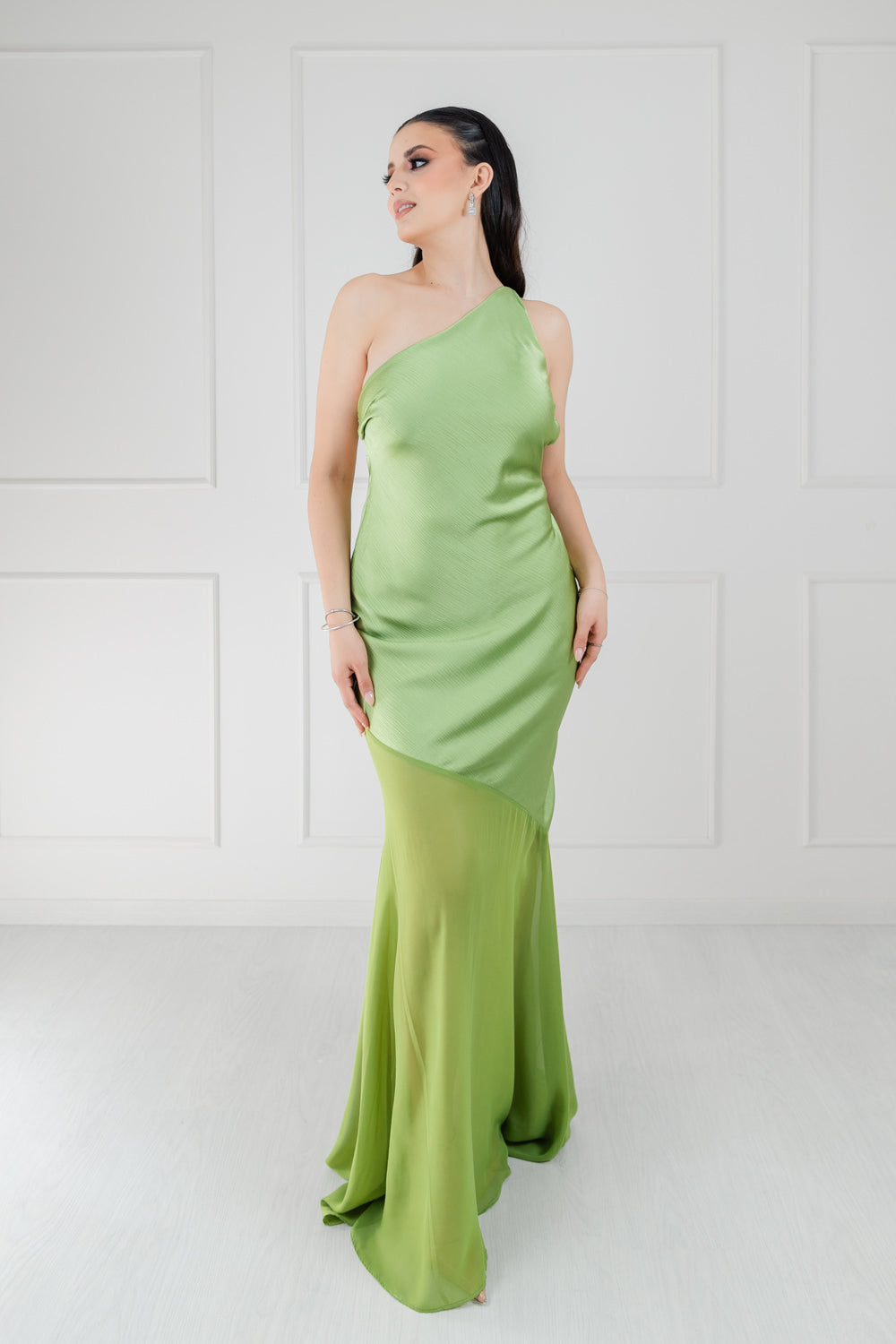 Vestido Satin Espalda Cruzada