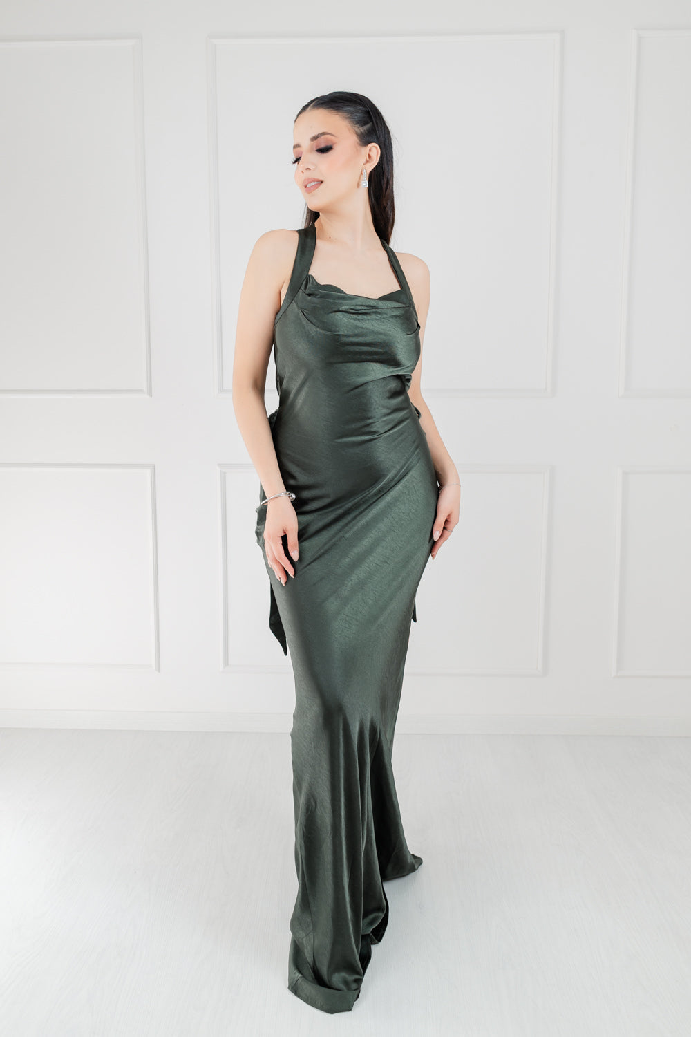Vestido Verde Militar Satin Moños