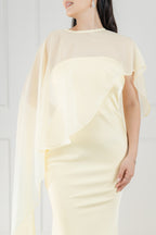 Vestido Amarillo Satin Capa