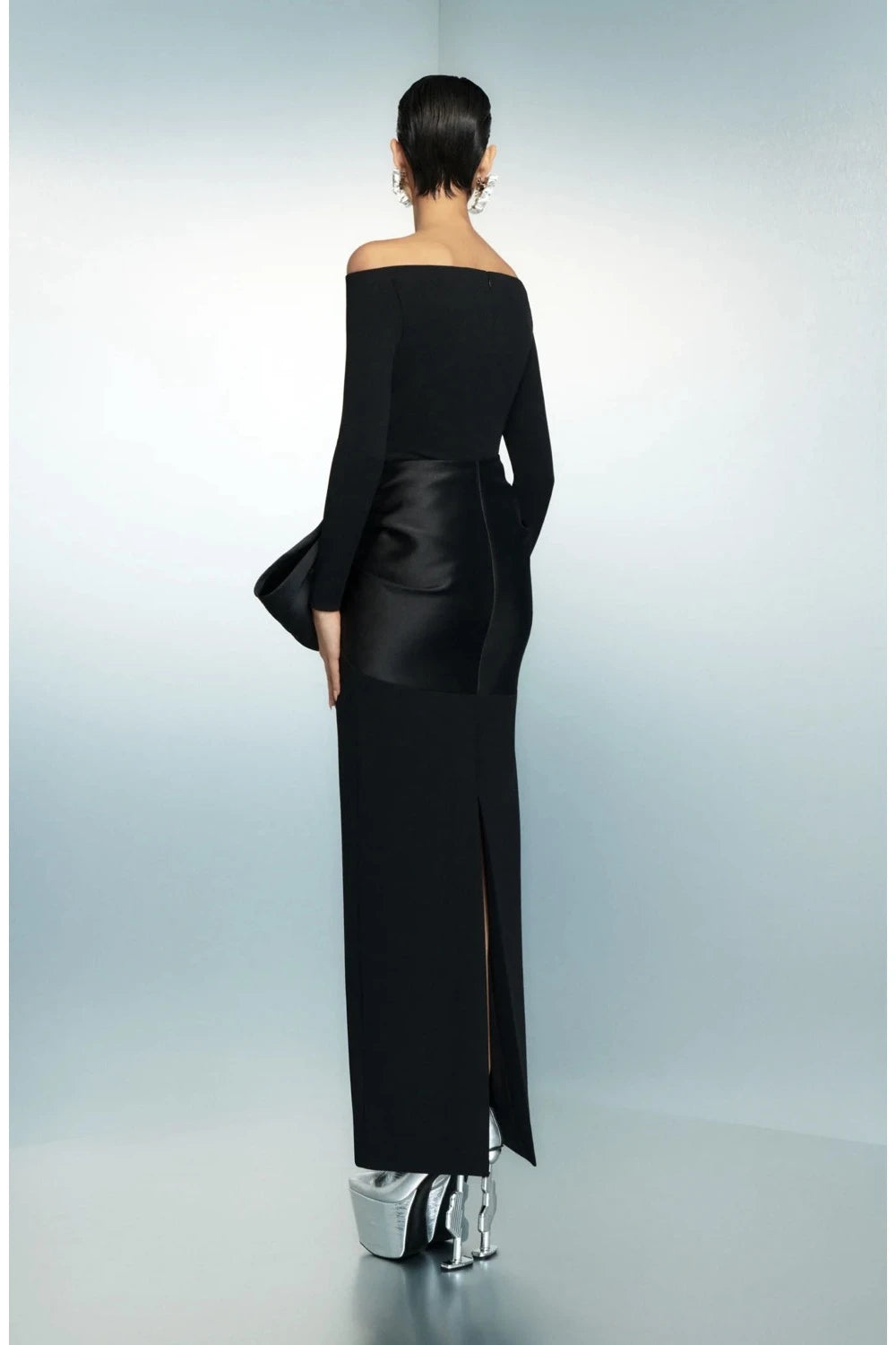 VESTIDO NEGRO MANGA LARGA