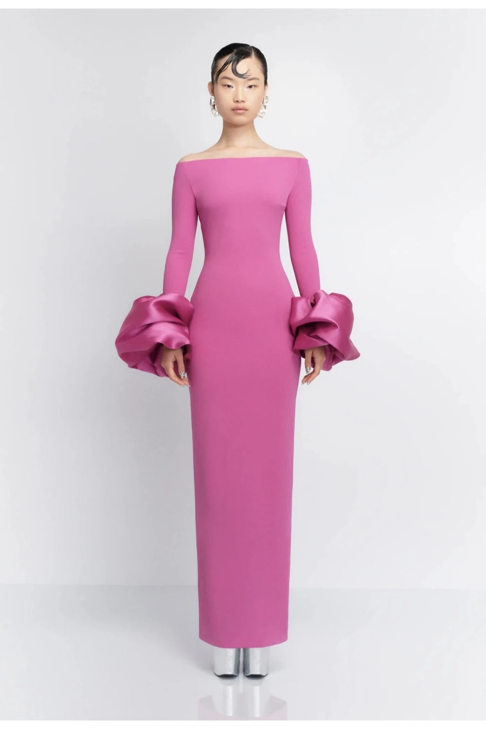 VESTIDO ROSA MANGA LARGA MUÑECA ABULLONADA